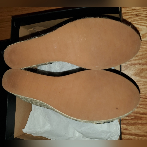 Kenneth Cole New York - Olivia Cross - Black - Size 9 M - leather espadrilles - Picture 8 of 9